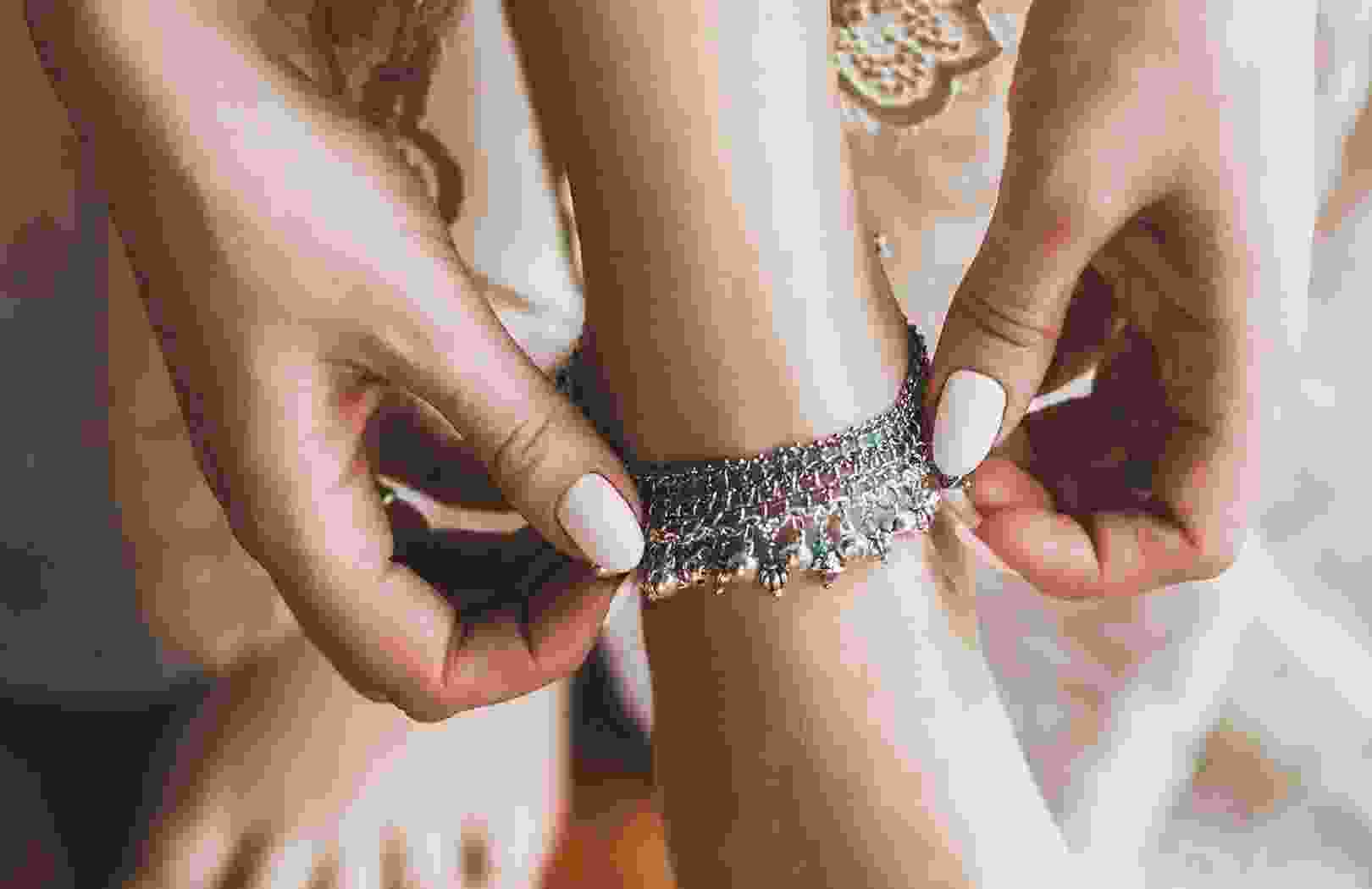 10 Trendy Anklet Styles You’ll Want to Rock This Year 2 blog 4
