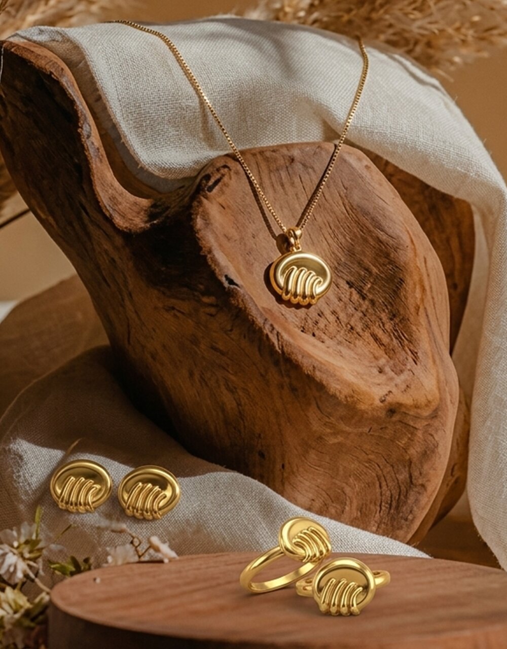 necklace gold